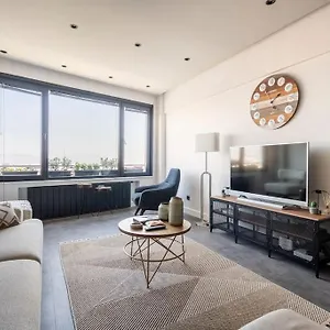 Apartment Svm With A Sea View In Nisantasi, Istanbul