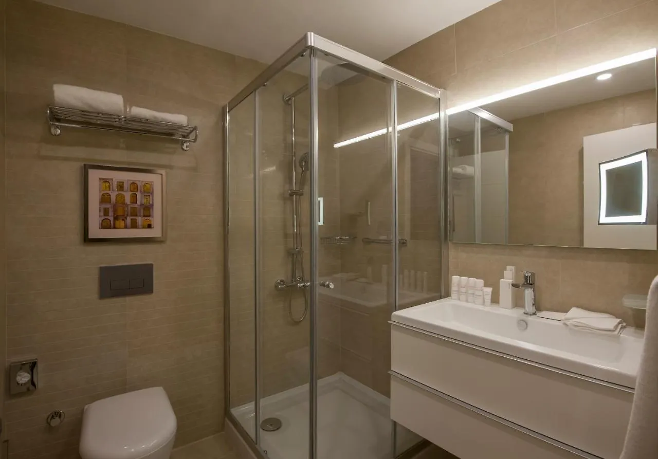 The Superior Living Batisehir Apartment Istanbul